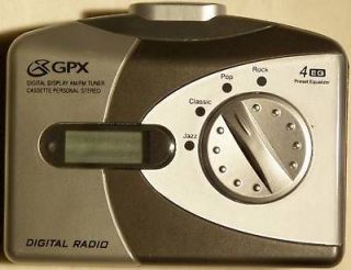 GPX DIGITAL DISPLAY AM/FM CASSETTE PERSONAL STEREO