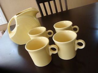 Beautiful Fiesta Light Yellow Pitcher & (4) Coffee Mug Set Mint