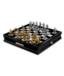 Franklin Mint Giants of the Gridiron Chess Set Deluxe
