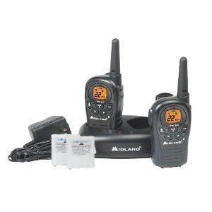 MIDLAND WATER RESISTANT TWO WAY RADIO W CHARGER W BATTERIES AND BELT 
