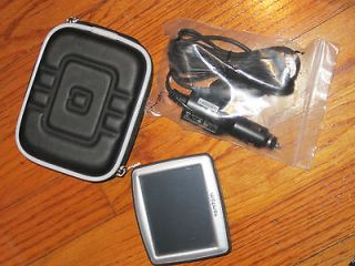 Tomtom one n14644 + charger + case bundle