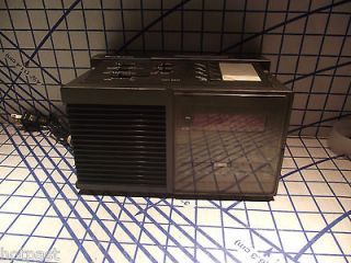 BROOKSTONE AM/FM CASSETTE CLOCK RADIO WITH NATURALLY SOOTHING SOUNDS 