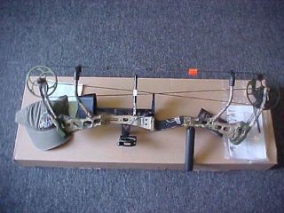 BEAR ARCHERY MAULER NEW 2012 RIGHT HAND FULL PACKAGE 35 50LB. CLOSE 