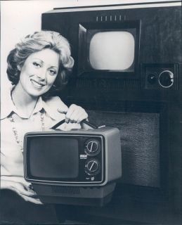 1975 RCA Television Vintage Technology Model Beauty Screen Box Press 