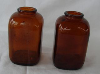VINTAGE DARK AMBER GLASS SNUFF BOTTLES FROM THE LATE 1930s
