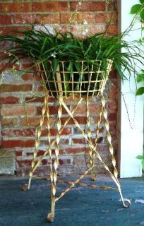 30 Wrought Iron Egg Plant Stand   Metal Flower Basket Holder for Your 