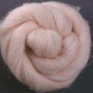 Corriedale Wool combed Top roving/FLESH COLOR/ 4ounces/Spin or Felt 