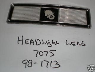 Wheel Horse Headlight Lens Assembly #98 1713 & #7075