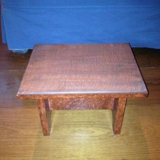 Hand Grained Faux Wooden Plant Stand mini accent table foot stool 