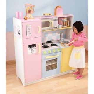 Kidkraft Kitchen, girls,pink kitchen,play kichen( Port Washington,NY 