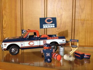 Chicago Bears 1972 Chevrolet Cheyenne Pickup Truck Danbury Mint