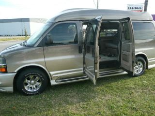 Chevrolet  Express Southern Comfort Conversion 2004 CHEVROLET HIGHTOP 