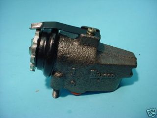 Ford Courier Pickup 1800 2000 2300 Front Wheel Cylinder