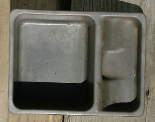 1988 Isuzu Trooper Center Console Small Tray Coin Dish 2.6L 1987/1989 