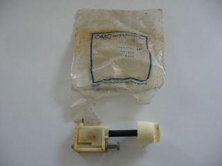 new nos lawn boy d series on/off shorting switch part# 681220
