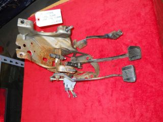   5SPD MT MANUAL CLUTCH BRAKE PEDAL PEDALS ASSEMBLY BRACKET LOOK #404