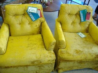 vintage 1976 kroehler pair lounge club chairs yellow velvet nwt retro