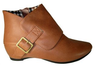 cognac flat boots in Boots