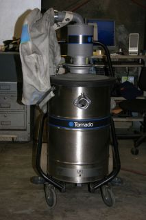 Tornado 18gal Pneumatic Industrial Wet/Dry Vacuum
