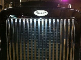 Custom Peterbilt 379 Grille Hood Decal Emblems Truck