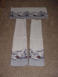 CUTE KITCHEN CURTAINS WHITE W WITH DOTS AND BLUE TEA POTS GREAT COND.