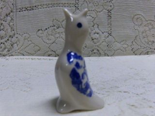 COLLECTIBLE BLUE WILLOW 3 1/4 BABY PIE BIRD VENT FUNNEL CERAMIC 