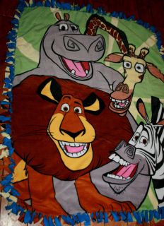   BLANKET BIG NEW 60 X 48 FLEECE DISNEY MADAGASCAR MOVIE BLANKET NEW