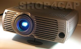   LCD PROJECTOR Home Backyard Theater Movies DVD Games Presentations