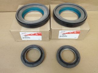 FORD SUPER DUTY F450 F550 DANA SUPER 60 FRONT OUTER STUB AXLE SEAL KIT 
