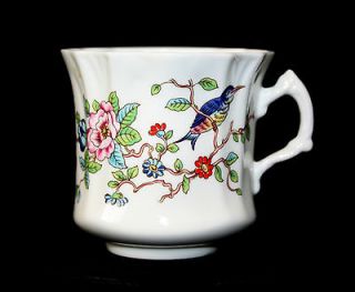 Pembroke bird pattern Aynsley bone china England cup