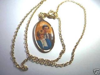 COLLECTORS ITEM PRINCESS DIANA OVAL SHAPED NECKLACE