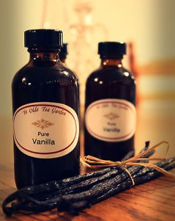 Pure Vanilla Extract 4 oz. Made With Bourbon Madagascar Vanilla Beans