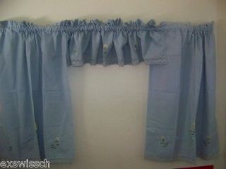 COUNTRY BLUE GOLD ROSE EMBROIDERY W/CROCHET LACE BOTTOM 3PC CURTAIN 