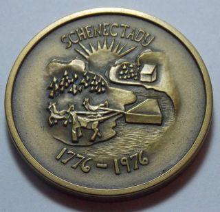 1776   1976 Schenectady NY Bicentennial Bronze Token Medal