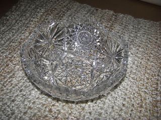 CRYSTAL BOWL / SERVING DISH. 8 INCH. PERFECT CONDITION. CUT CRYSTAL.