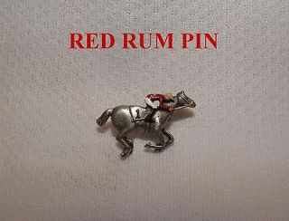 NEW RED RUM UK HAND PAINTED HORSE RACING JOCKEY SILKS PIN GRAND 