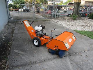 Lay Mor Model 30 Direct Hydrallic Power Broom 40 Sweeper Snow Removal