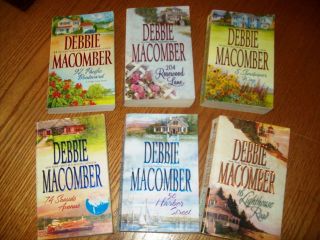 debbie macomber cedar cove series in Fiction & Literature