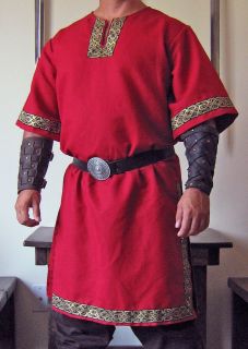 Medieval Celtic Noble Short Sleeves Surcoat Deluxe