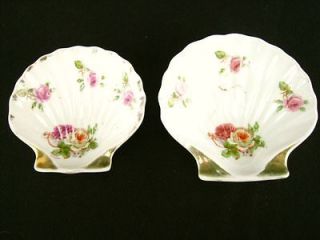 Pair of Berkshire Fine China shell shaped dishes