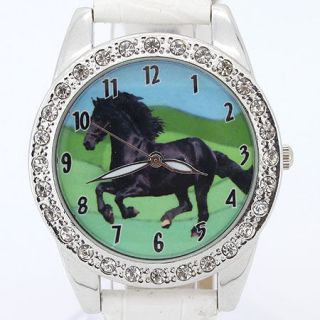 New Round Horse Black Leather Analog Crystal Wristwatch Hot L18