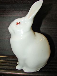 Herend White Hungarian Porcelain 5327 Rabbit Sitting 5.25 tall hare 