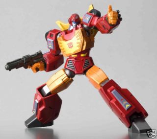 Revoltech Transformers in Transformers & Robots