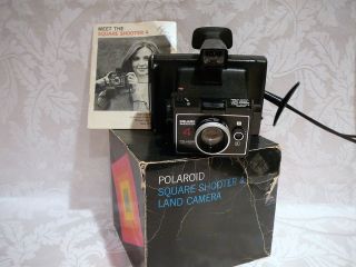   SQUARE SHOOTER 4 LAND CAMERA USE POL. FILM PACK TYPE 88 W/ MANUAL