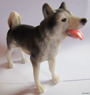 Alaskan Resin & Painted Husky Dog Figurine 4