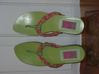 WOMENS LILLY PULITZER GREEN WOODEN SOLES AND PINK STRAP SANDALS SZ 9