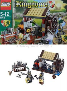 Lego 6918 Kingdoms Blacksmith Attack (New / No Lego Paper Box) with 