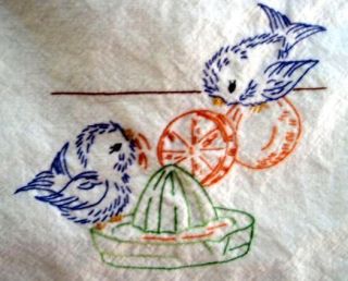   Hand Embroidery PATTERN 7017 Birds for Tea Towels Dish Towels 1950s