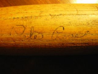   Pete Rose Louisville Slugger H & B 27in./21oz. Wooden Baseball Bat