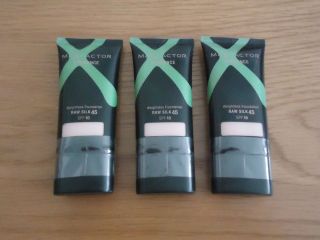 Max Factor, Xperience Weightless Foundation, (30ml), Sealed 